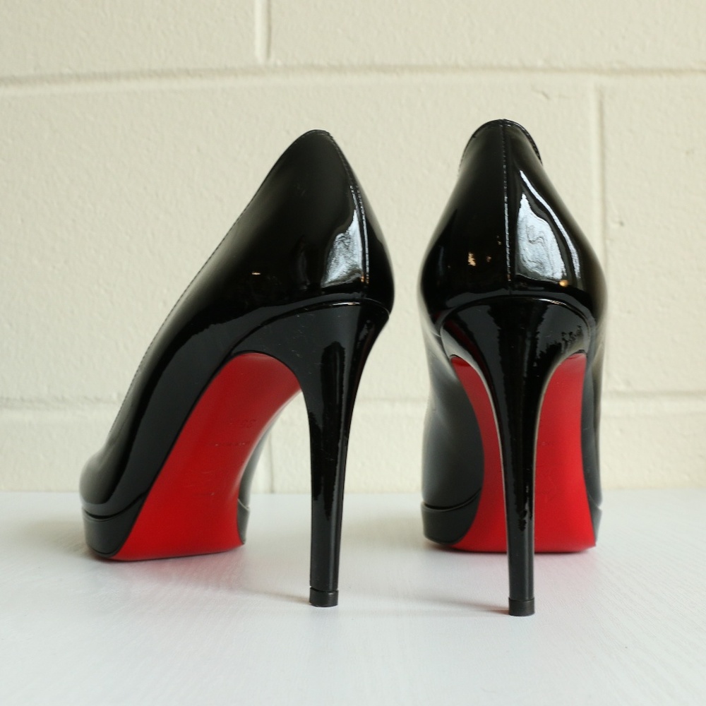 Christian Louboutin New Simple Pump
